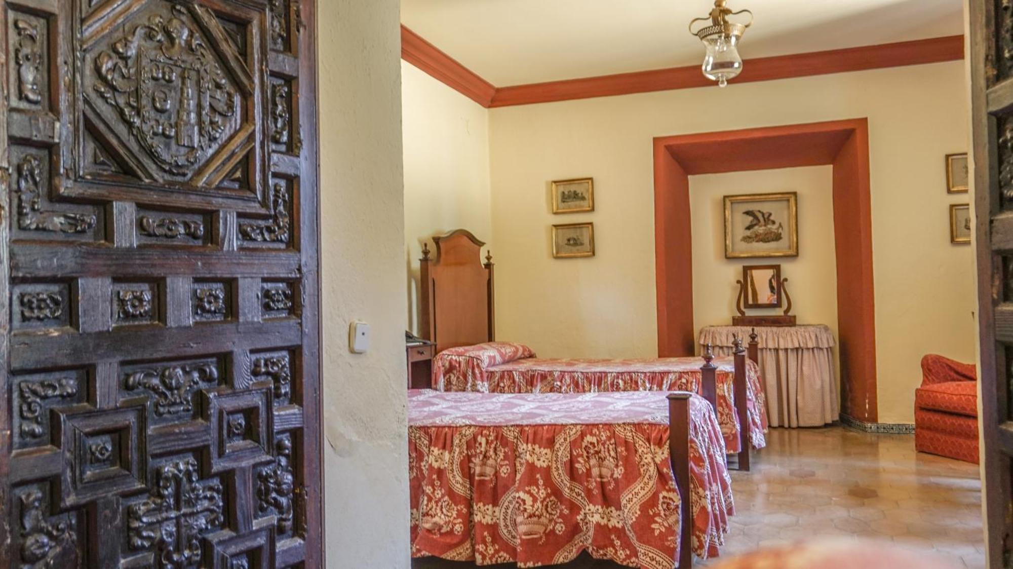 Hotel Cortijo El Esparragal Gerena Bilik gambar